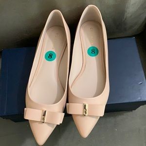 Very good condition Cole Haan flats